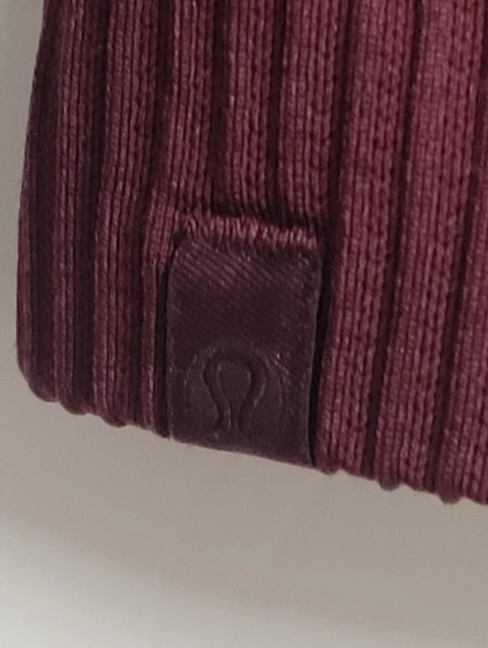 Lululemon Rest Less Pullover Garnet Dark Red Burgundy  Jacquard Knit Thumbhole